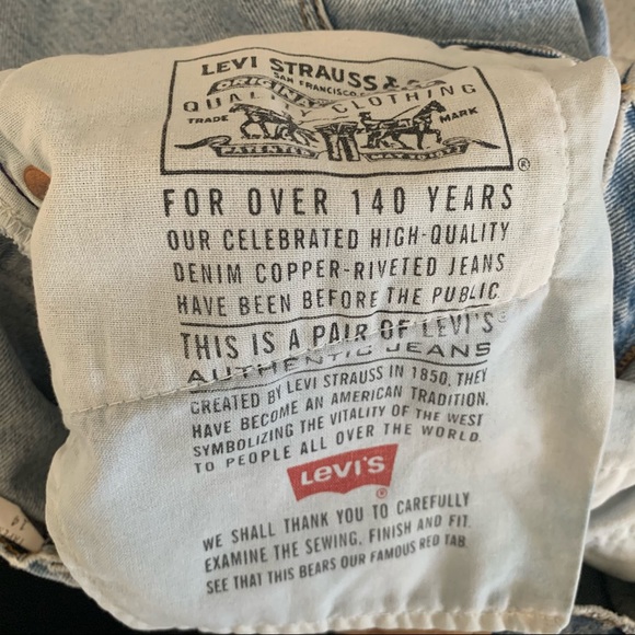 Vintage Levi’s Tapered Leg 521 Jeans - Picture 7 of 7